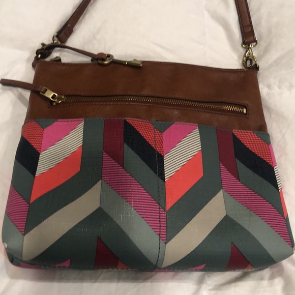 Multicolored Fossil cross-body bag. Fun and eclectic! - Picture 3 of 6